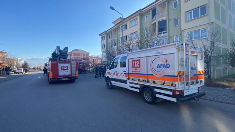 Erzincan’daki ev yangınında 1 kişi dumandan etkilendi