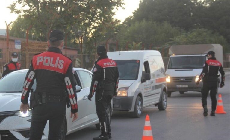 Erzincan’da çeşitli suçlardan aranan 123 kişi yakalandı, 42 kişi gözaltına alındı