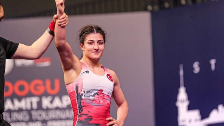 Elvira Kamaloğlu Şampiyonluğu Kaptırmadı