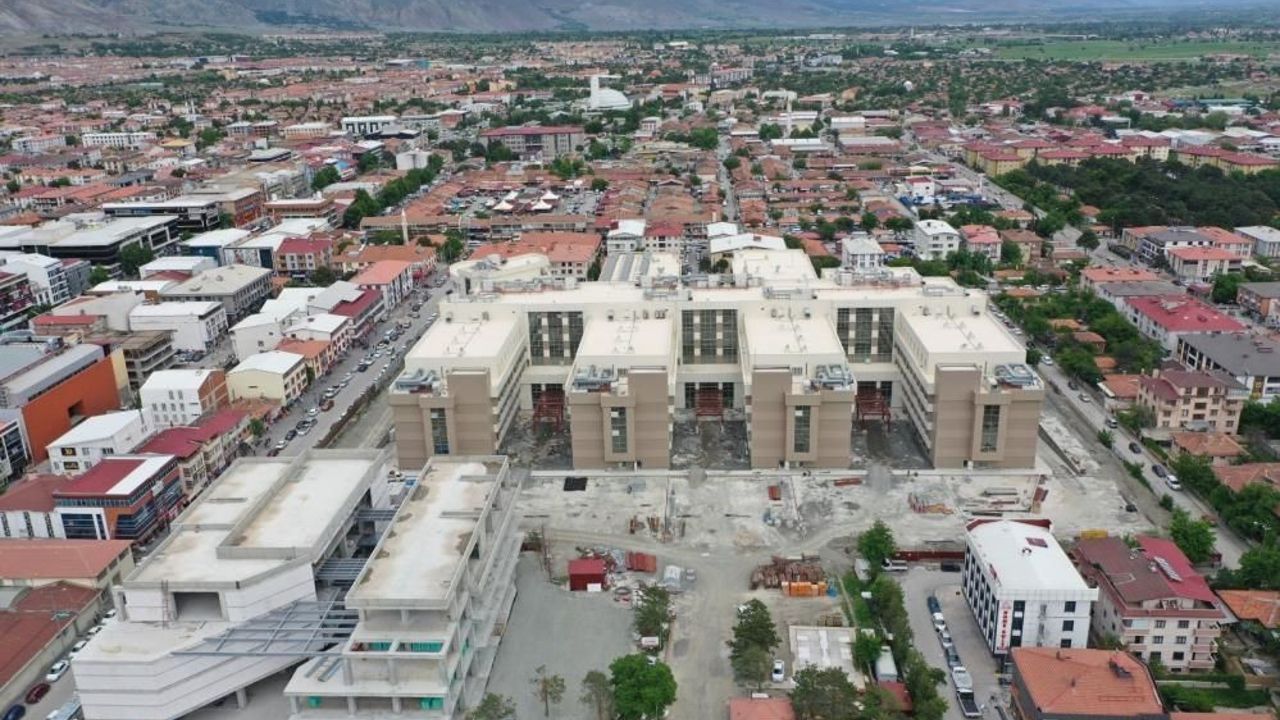 500 Yataklı Devlet Hastanesi inşaatı sona yaklaşıyor