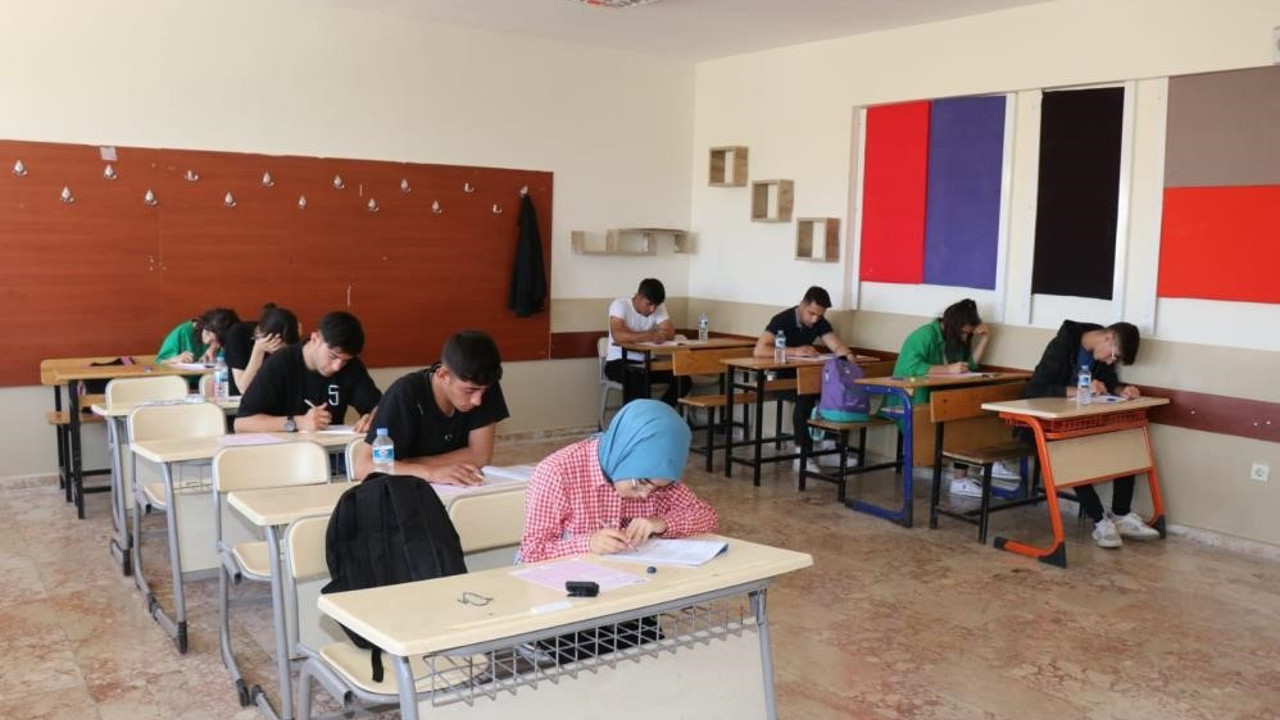 Erzincan’da 2 bin 678 öğrenci LGS’de ter dökecek