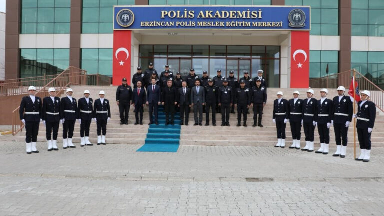 Polis Adaylarına “Aile İçi İletişim” Konulu Seminer Verildi