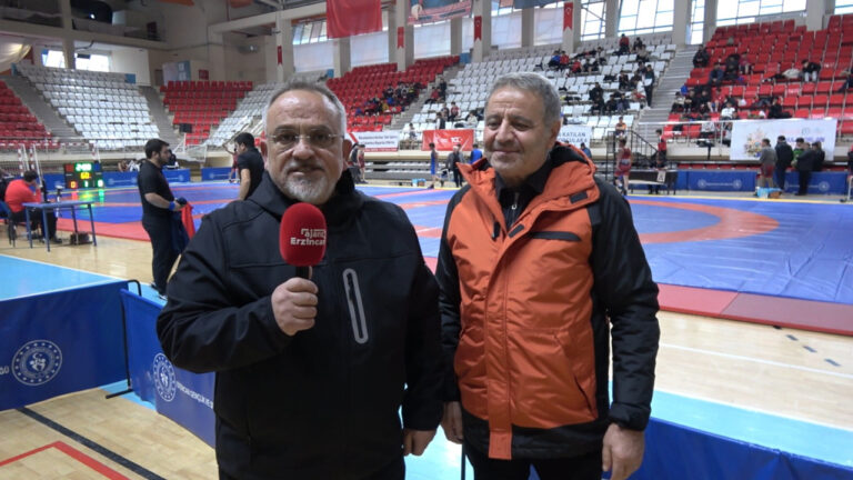 Güreş Sevdalısı Örnek Belediye Başkanı