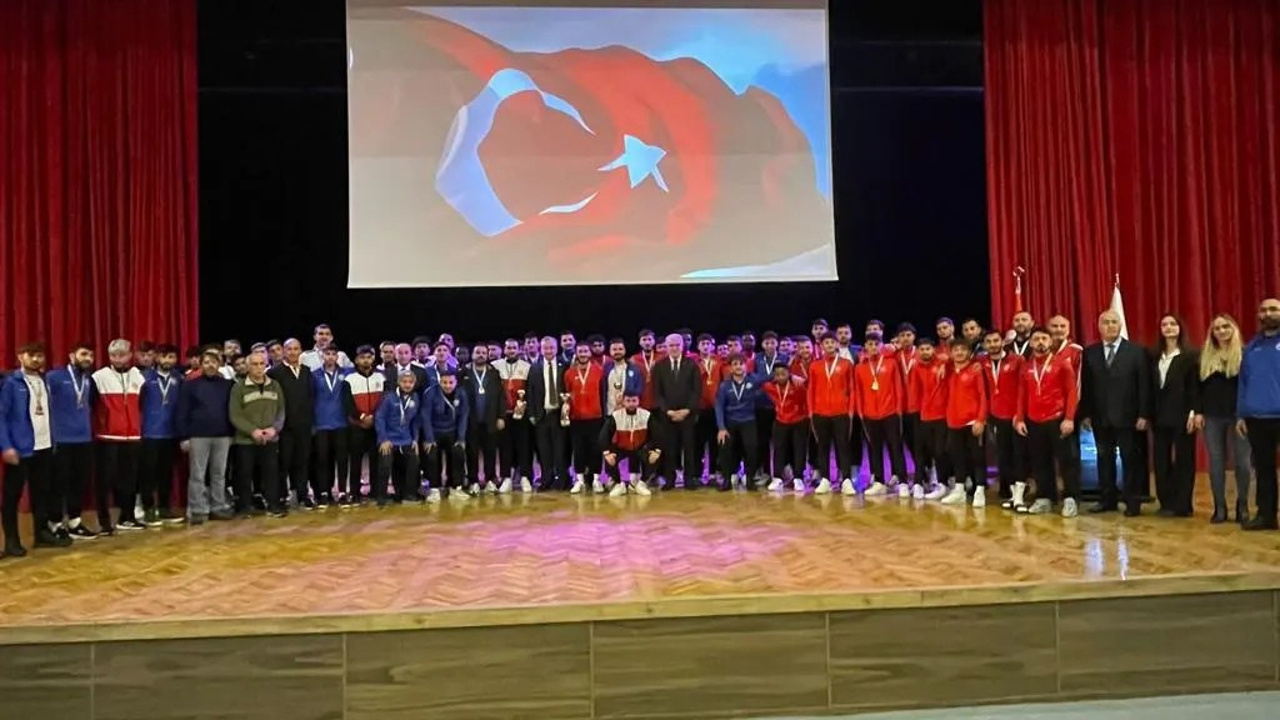 Üniversiteler Arası Bölgesel Ligler Futbol Turnuvası sona erdi