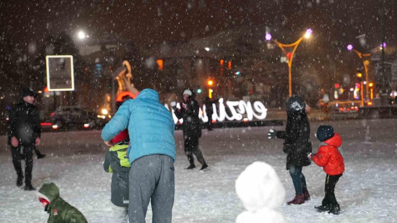 Erzincan Beyaza Büründü