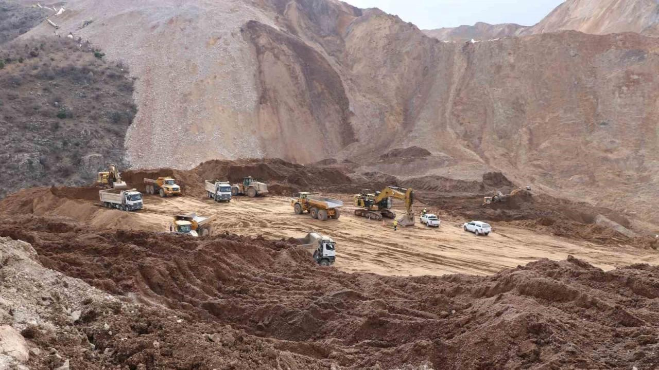 İliç’teki maden ocağında toprak kaymasına ait yeni görüntü ortaya çıktı