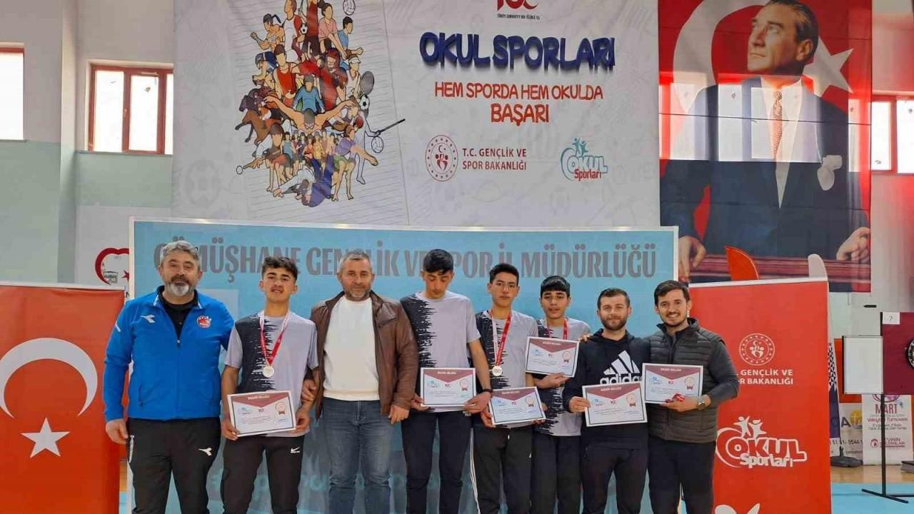 Tercan Dart Takımı Bölge Birincisi Oldu