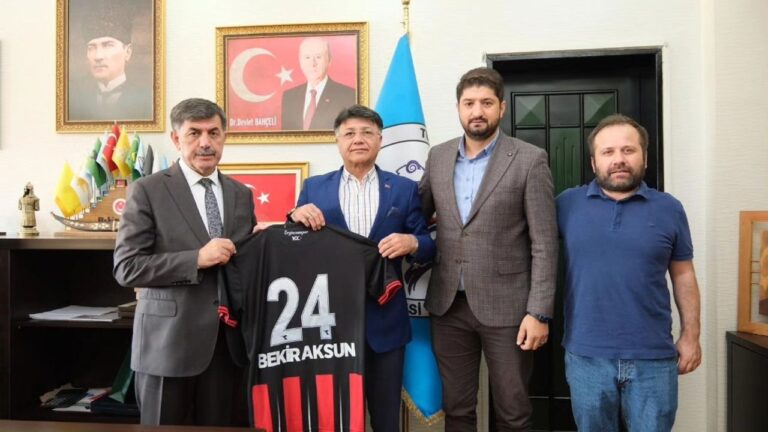 Erzincanspor Yönetiminden Başkan Aksun’a Ziyaret