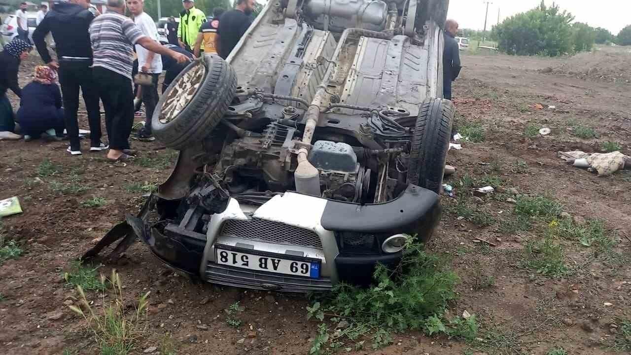 Erzincan’da Trafik Kazasında 4 Kişi Yaralandı