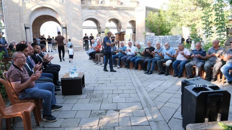 Merhum Mihrali Aksu Mezarı Başında Anıldı