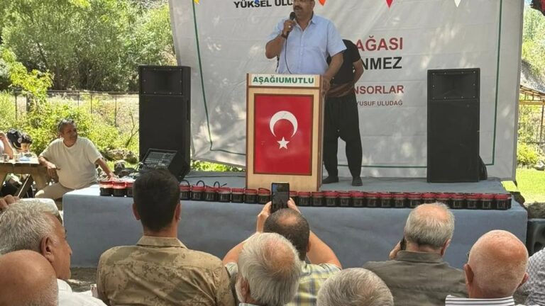 Kemaliye Aşağıumutlu Köyünde Pekmez Festivali Düzenlendi