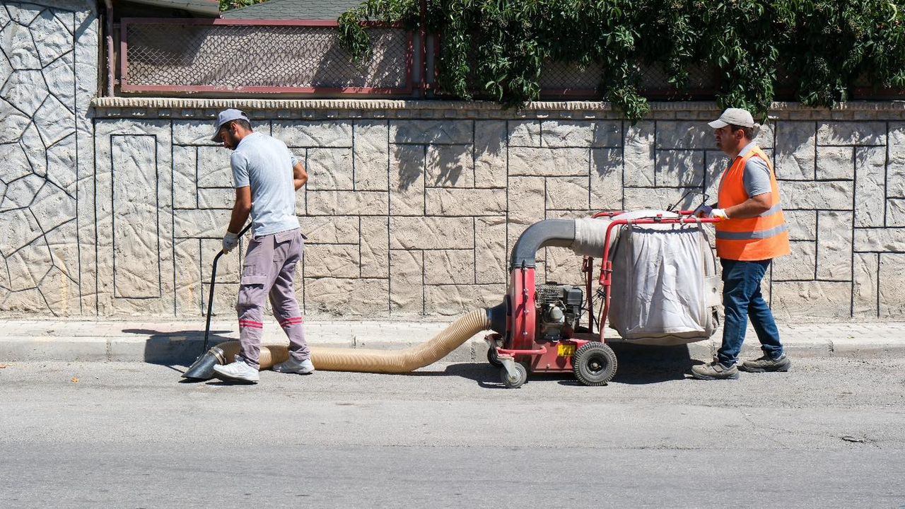 Belediye Temizlik İşleri Kapsamlı Temizlik Çalışması Yapıyor