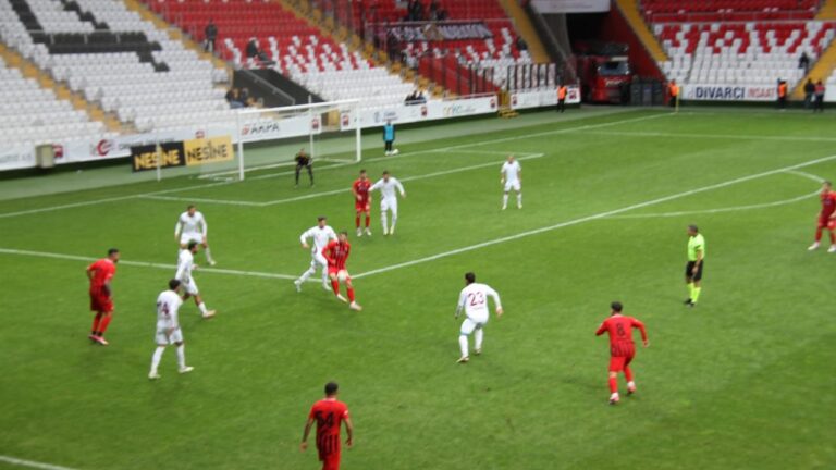 Muhteşem Geri Dönüş Erzincanspor 2 İnegölspor 1