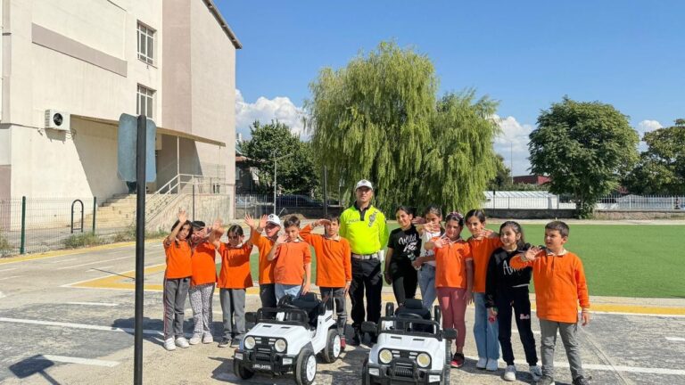 Çocuk Trafik Dedektifleri İş Başında