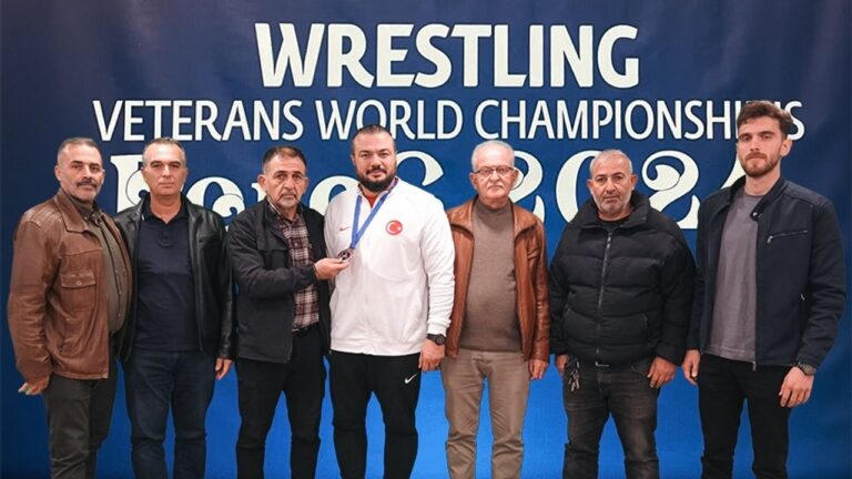 Veteran Güreş Spor Kulübü’nden  Sarıçiçek’e Tebrik Ziyareti