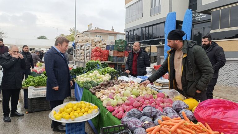 Vali Aydoğdu’dan Pazar Ziyareti