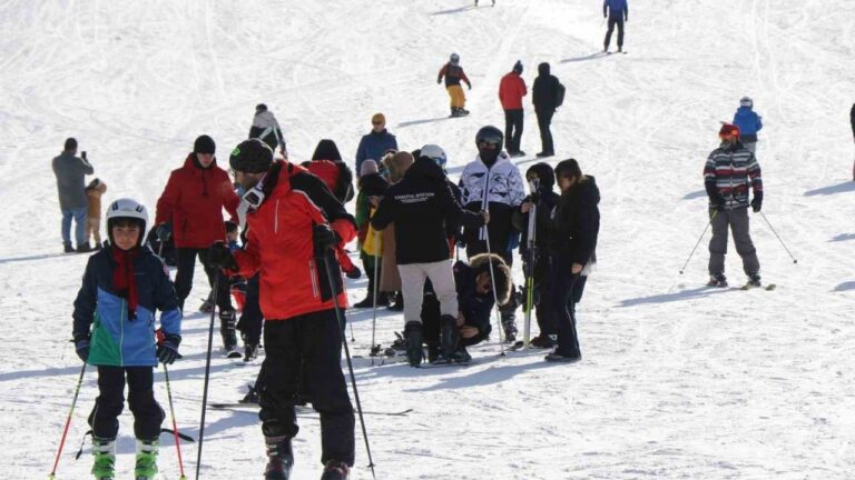 Ergan Kayak Merkezinde Sömestr Tatilinde Doldu Taştı