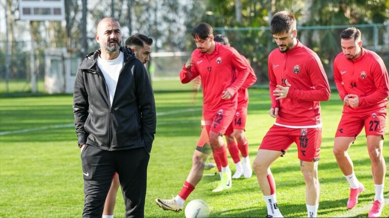 Erzincansporun Antalya Kampı Devam Ediyor