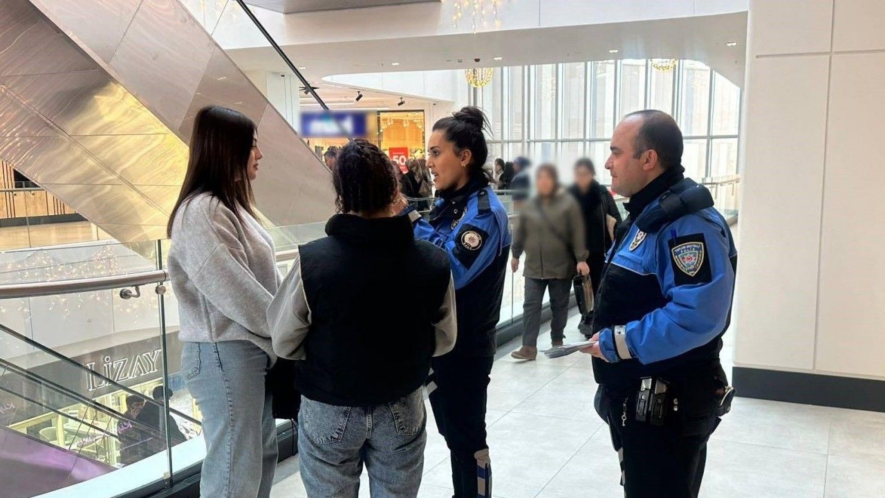 Polis Ekiplerinden KADES Ve Dolandırıcılık Bilgilendirmesi