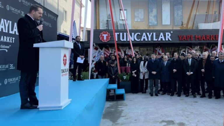 Tuncaylar Yapı Market Yeni Binasında Hizmete Girdi