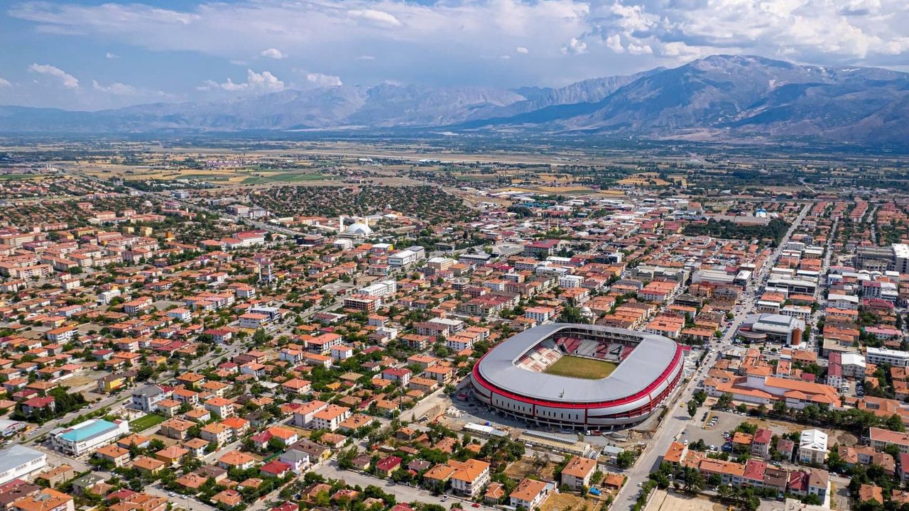 Deprem Uzmanları Erzincan’da Buluşacak