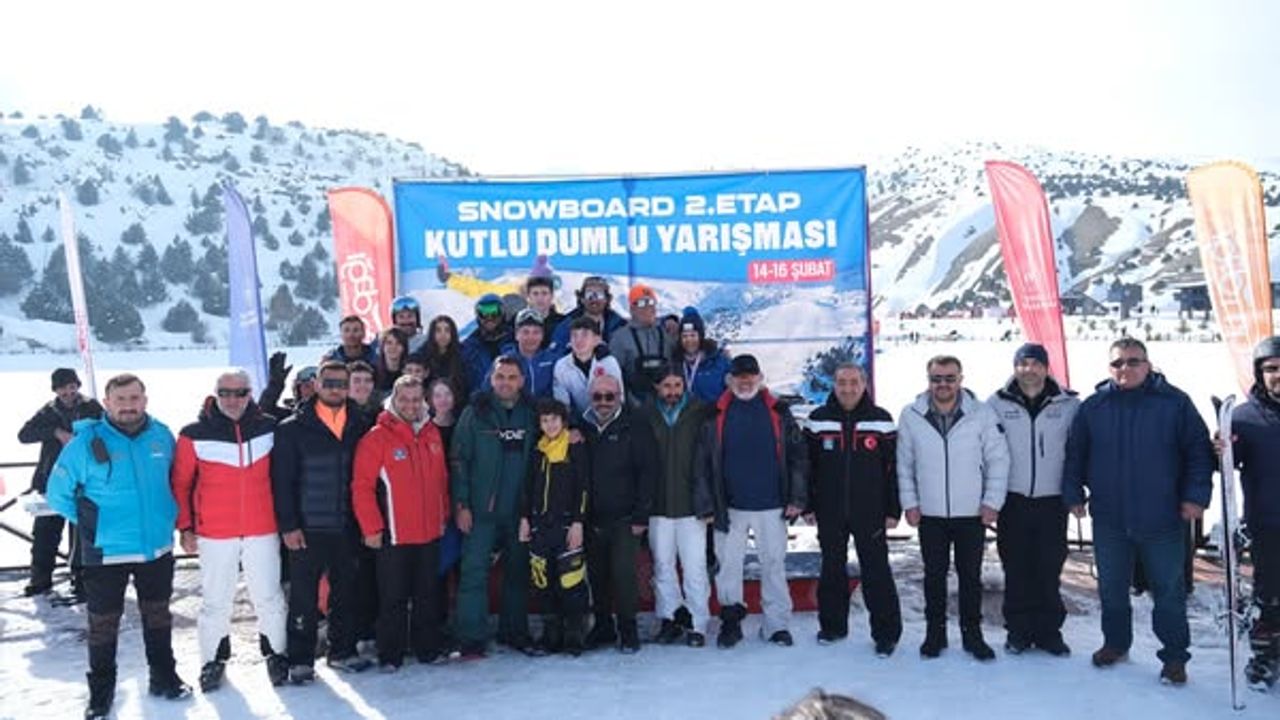 Ergan Dağında Düzenlenen Snowboard Yarışları Tamamlandı