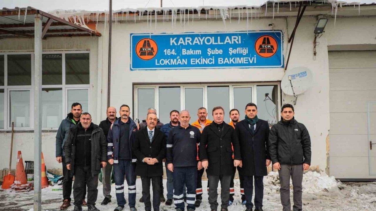 Vali Aydoğdu Erzincan- Refahiye Karayolu Uygulama Noktalarını Denetledi