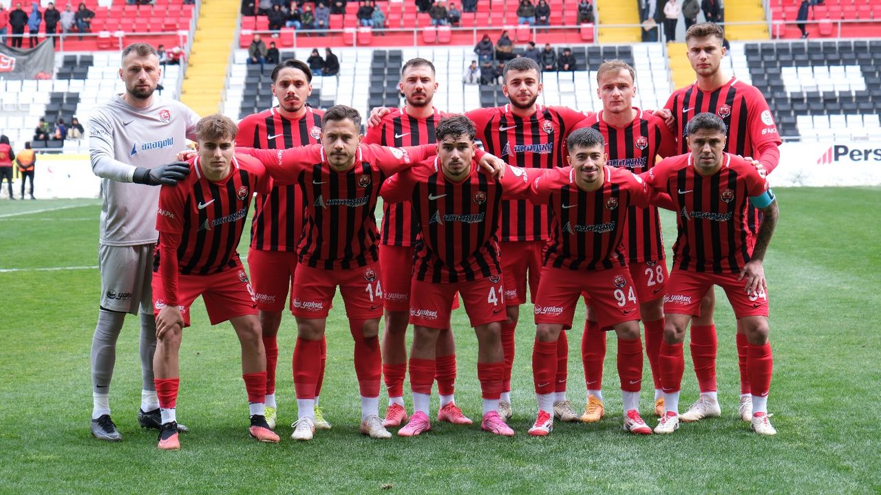 Erzincanspor Kendi Evinde Kayıp; 1-2