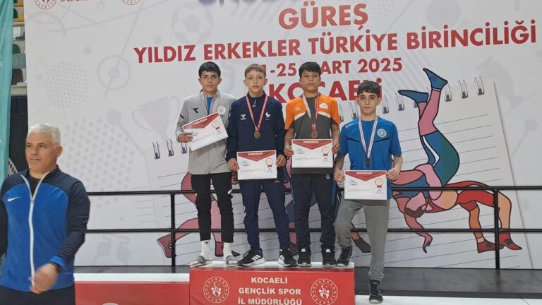 Erzincanlı Sporcular Güreşte İkinci, Taekwondo’da Üçüncü Oldu