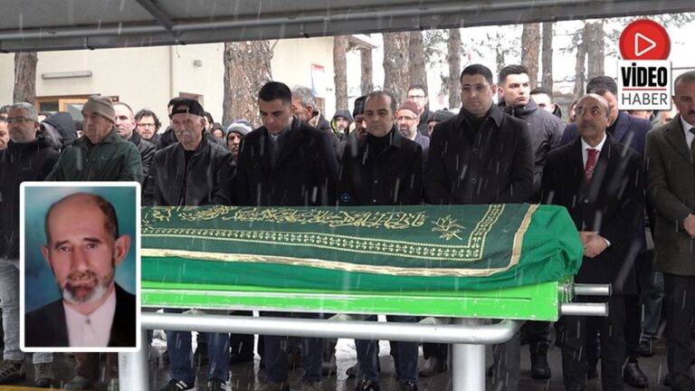 Demirci, Dualar Arasında Toprağa Verildi