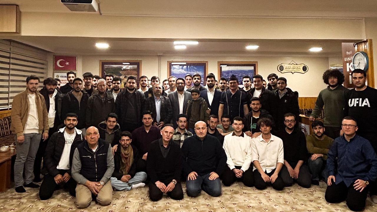 Kemah Yücebelen Köyü Derneğinden İftar Programı