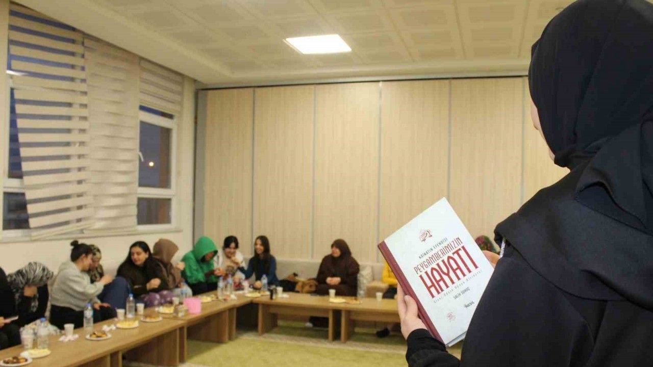 EBYÜ Öğrencilerine Peygamberimizin Hayatı Anlatıldı