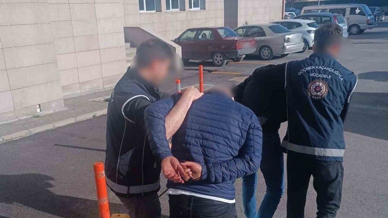 Erzincan’da Yabancı Uyruklu 5 Kaçak Göçmen Yakalandı