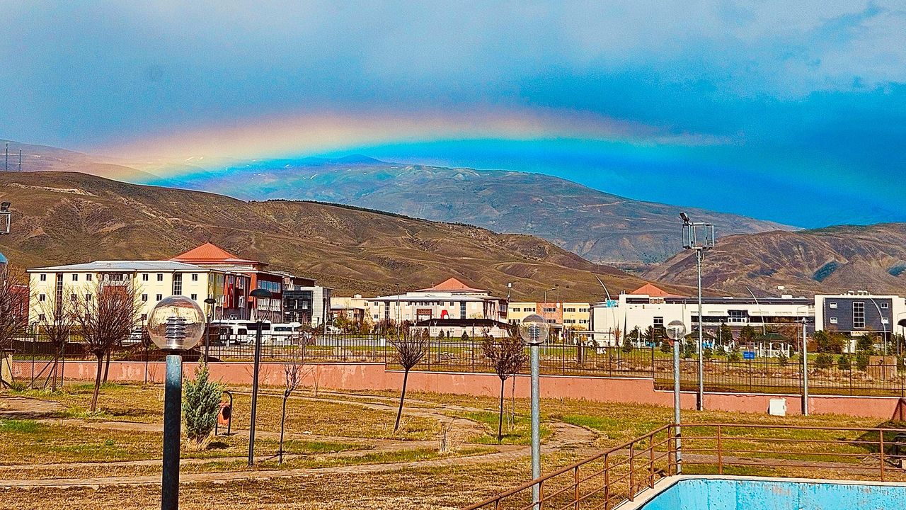 Erzincan Semalarında Gökkuşağı Güzelliği