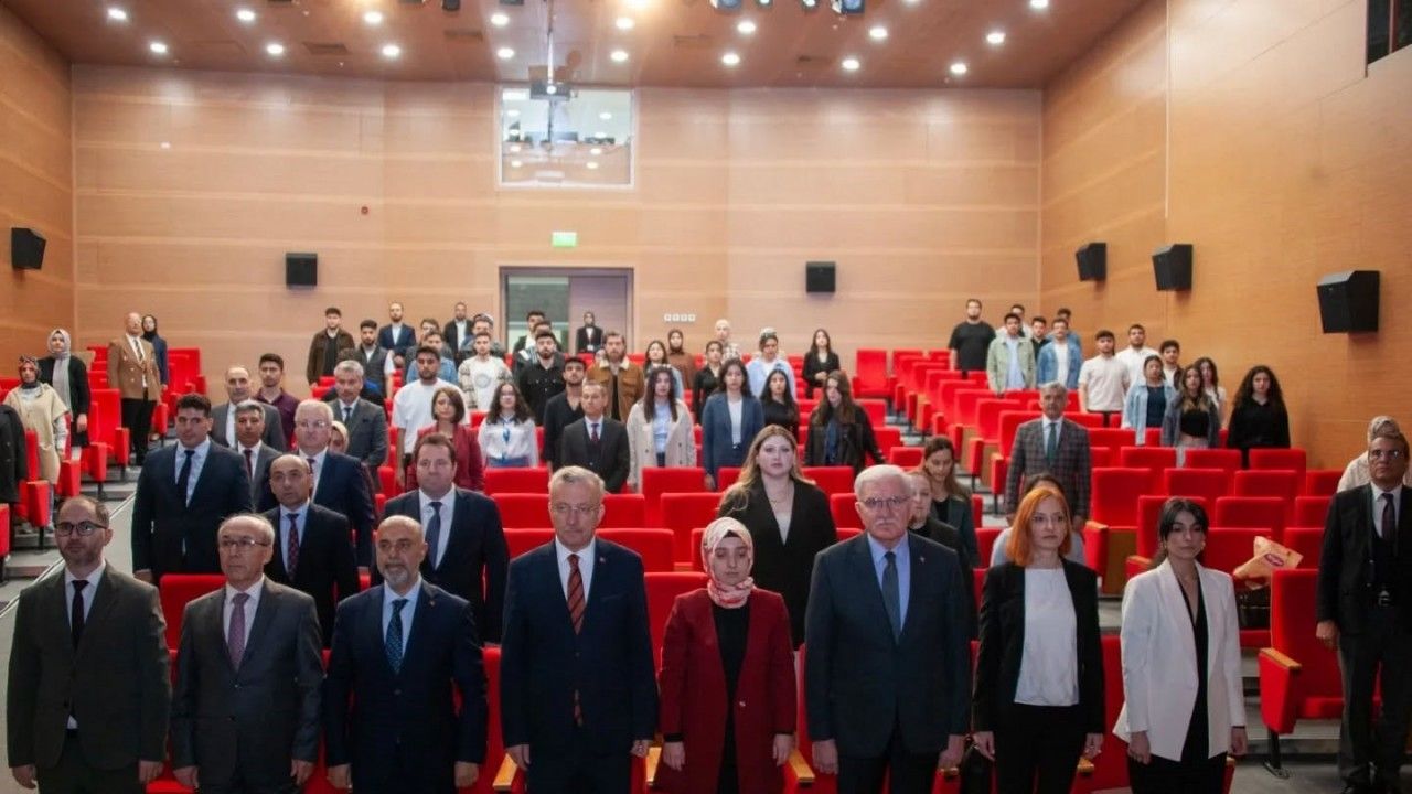 Güncel Ekonomik Gelişmelerin Hukuki ve Mali Açıdan Değerlendirilmesi Sempozyumu düzenlendi