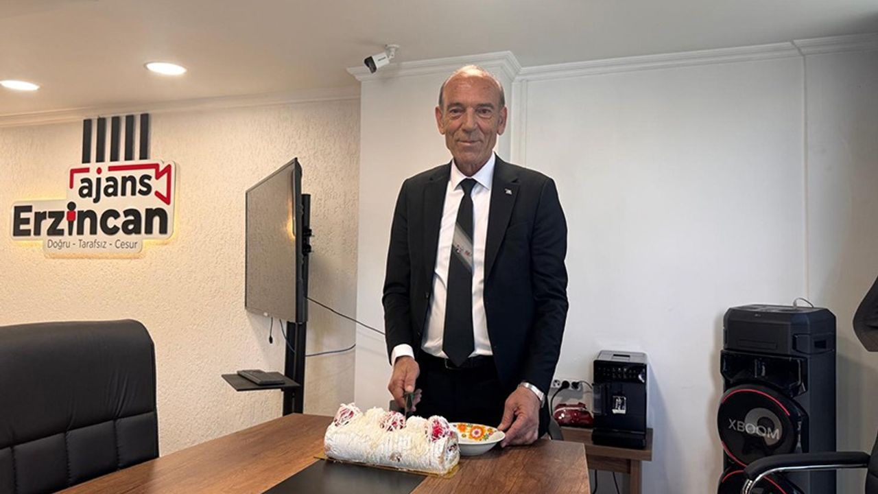 Usta Gazeteci Kaplan’a Doğum Günü Sürprizi