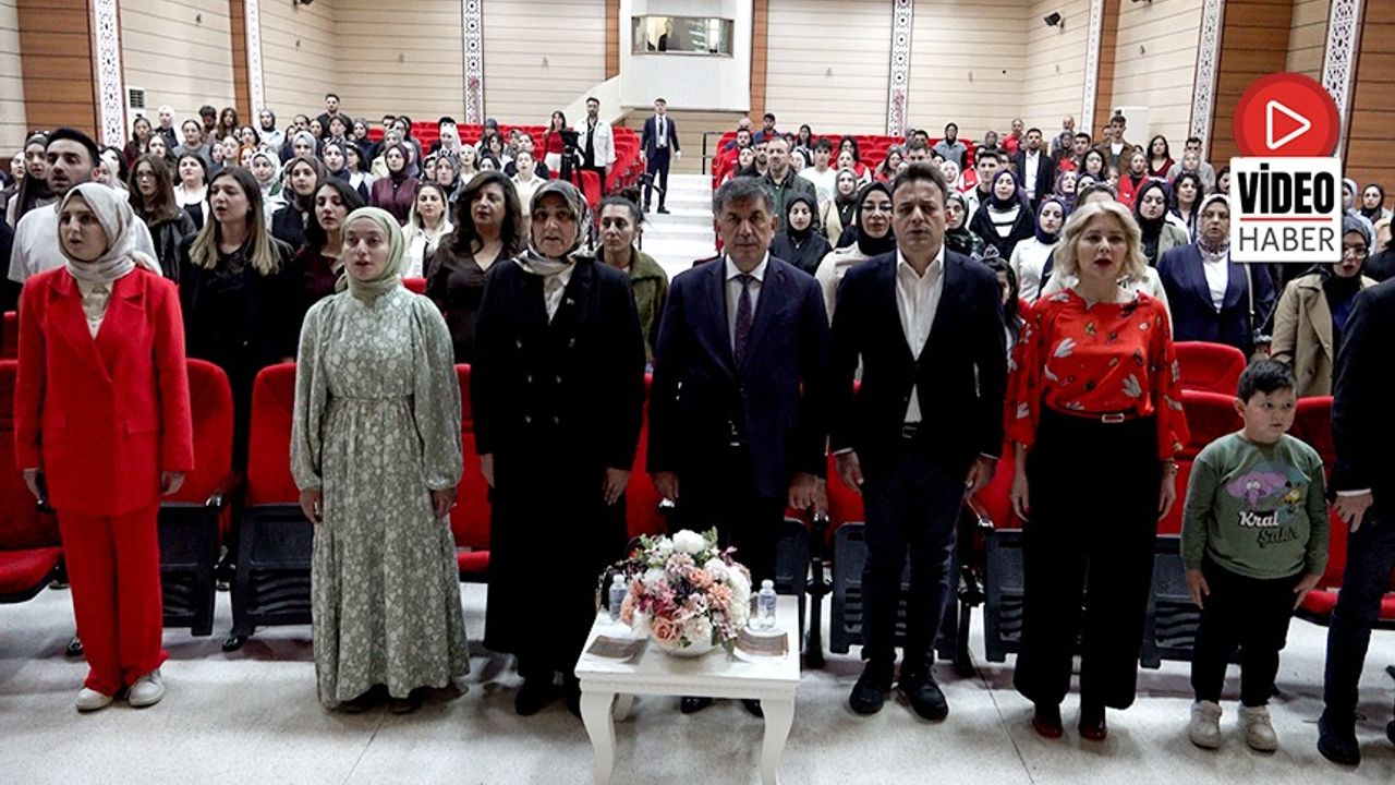 Psikoloji Zirvesi Programı Düzenlendi