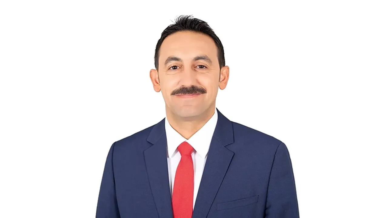 Volkan Burak Mumcu Kayak Federasyonuna Kayyum Olarak Atandı