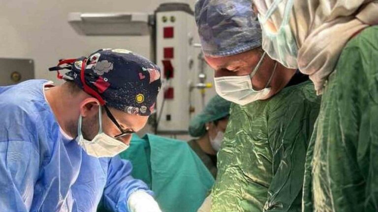 Yeni Hastanede Sezaryenle İlk Doğum Gerçekleştirildi