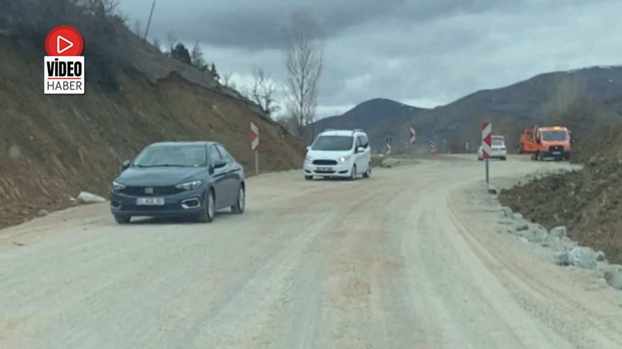 Karayolları Ekipleri Kısa Sürede Kelkit Yolunu Ulaşıma Açtı
