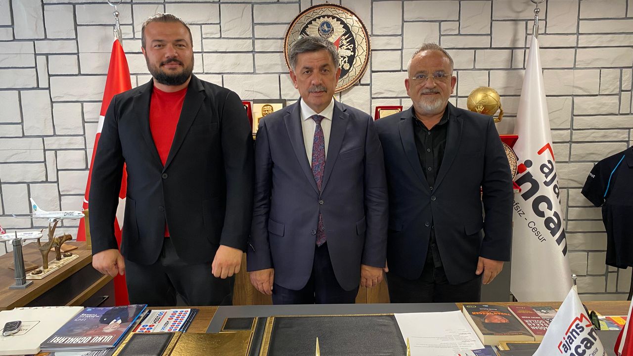 Belediye Başkanı Bekir Aksun’dan Ajans Erzincan’a Ziyaret
