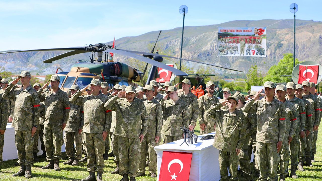 Erzincan’da 54 Engelli Gencin Askerlik Hayali Gerçek Oldu