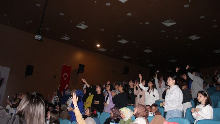 Erzincan Yurdu’nda Gençlik Haftası Konserle Taçlandı