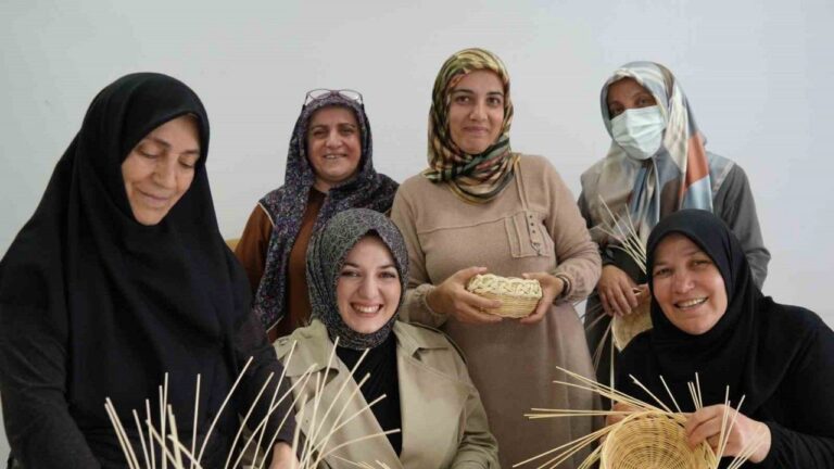 Kanser Hastası Kadınlar, Umutlarını Rattan Objelere Taşıdı