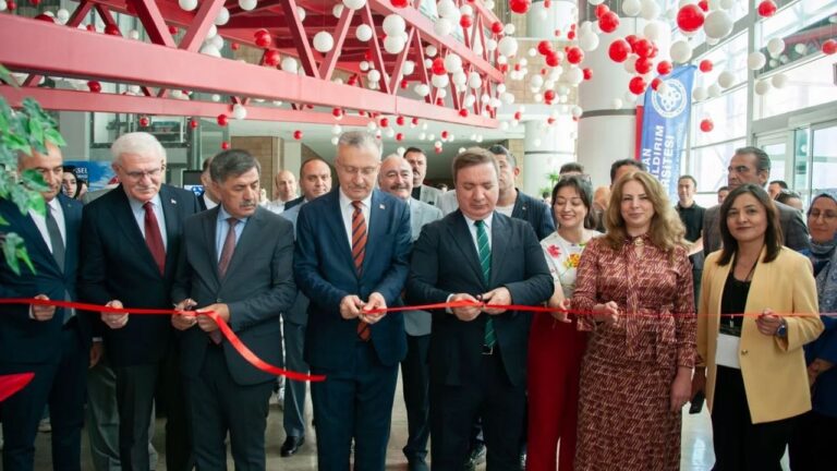 “EBYÜ Geleneksel Mezun Buluşması” Düzenlendi