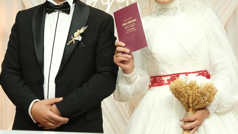 Erzincan Nikah Dairesinde 5.5.2025 Yoğunluğu