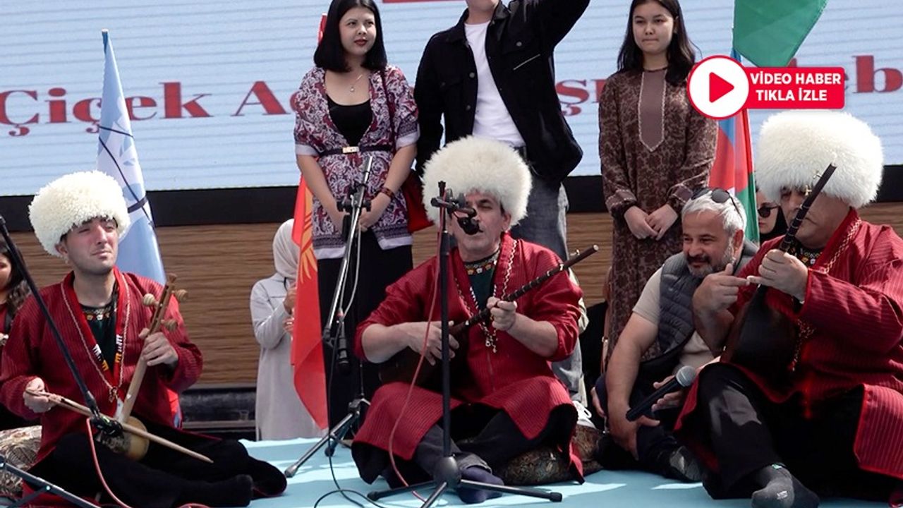 Erzincan’da Türk Dünyası Ozanlar Şöleni Düzenlendi