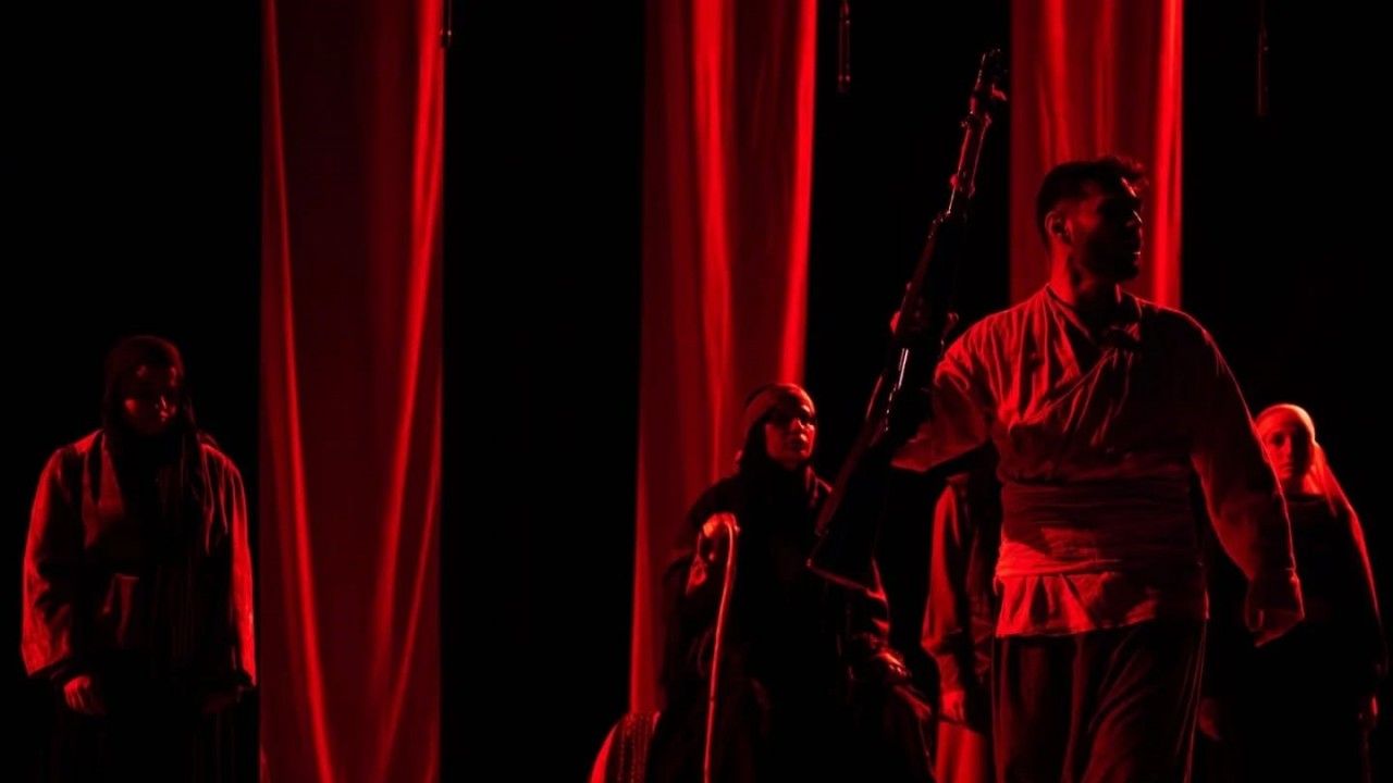 “Töre” Adlı Tiyatro Oyunu Sahnelendi