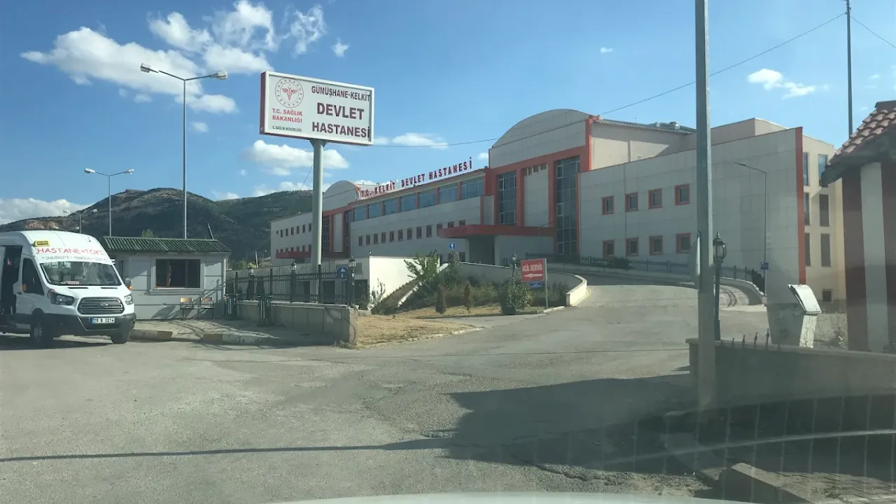 Erzincan Kelkit Yolunda Feci Kaza; 1 Kişi Hayatını Kaybetti, 4 Yaralı Var