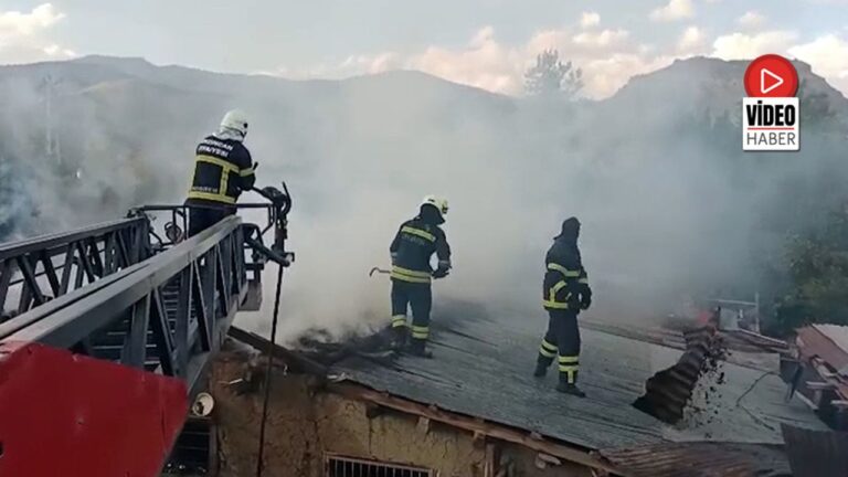 Kemah İlçesinde Korkutan Yangın